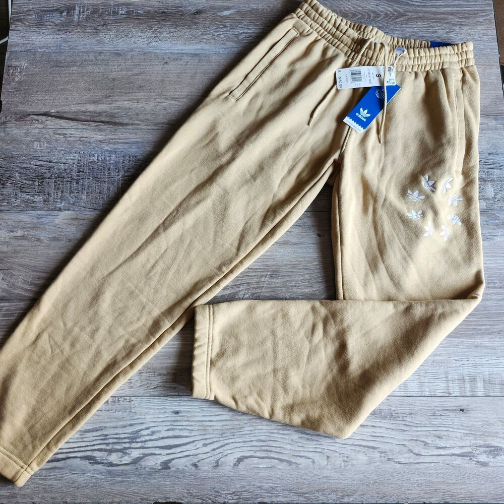 (S) BNWT Adidas Sweatpants